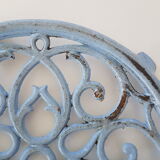 Blue cast iron trifle