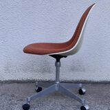Charles and Ray Eames' office chair for Herman Miller 1960