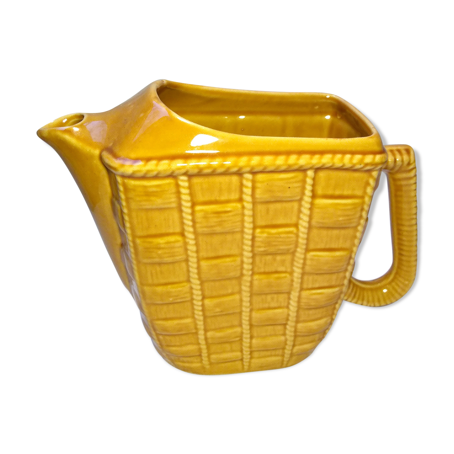 Vintage dabbling pitcher
