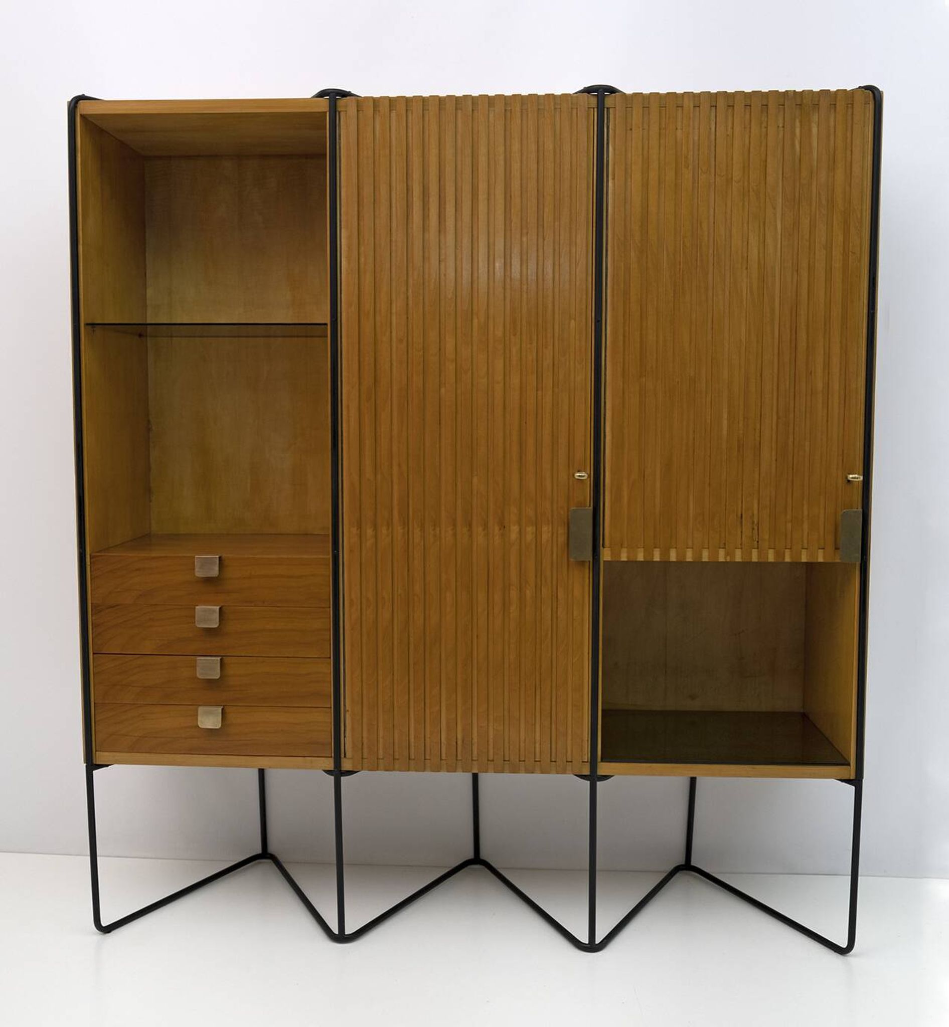 Taichiro Nakai Teak Wall Cabinet by Consorzio La Permanente Mobili, 1950s