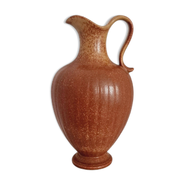 Large decorative vase/carafe in modern Scandinavian ceramic by Gunnar Nylund.