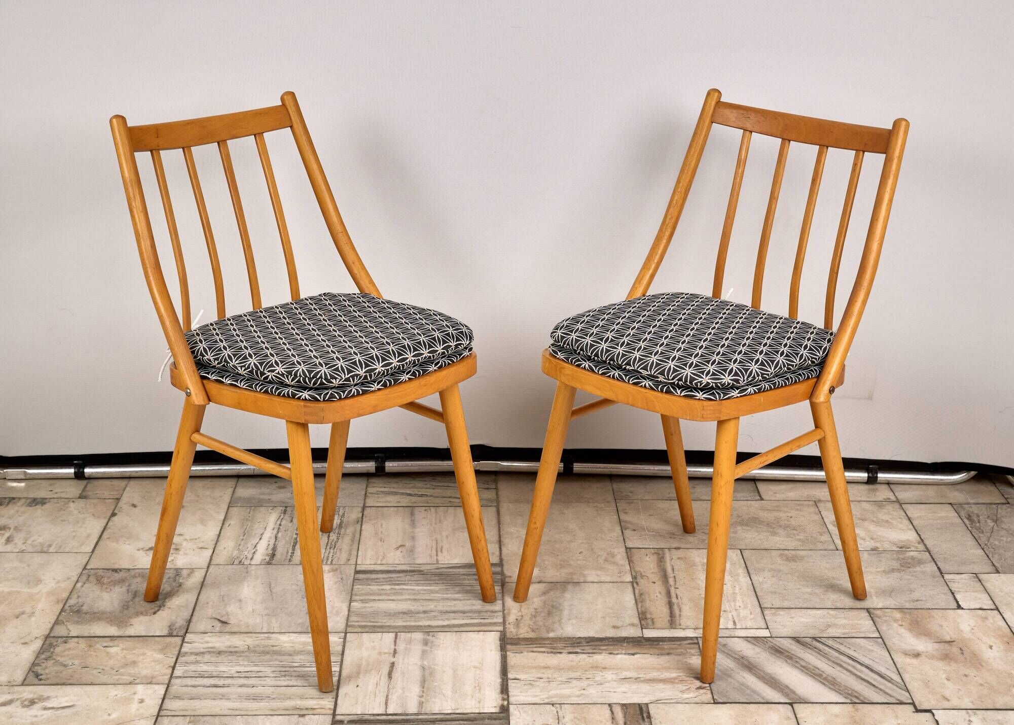 Set of 2 H-214 Dining Chairs by Jindřich Halabala, 1930s, Czechoslovakia