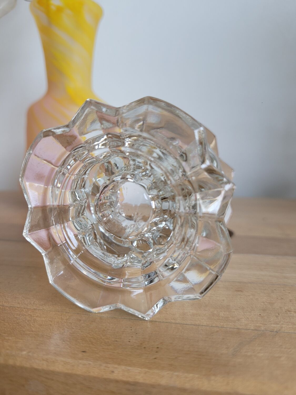 Low chandelier in Reims glass