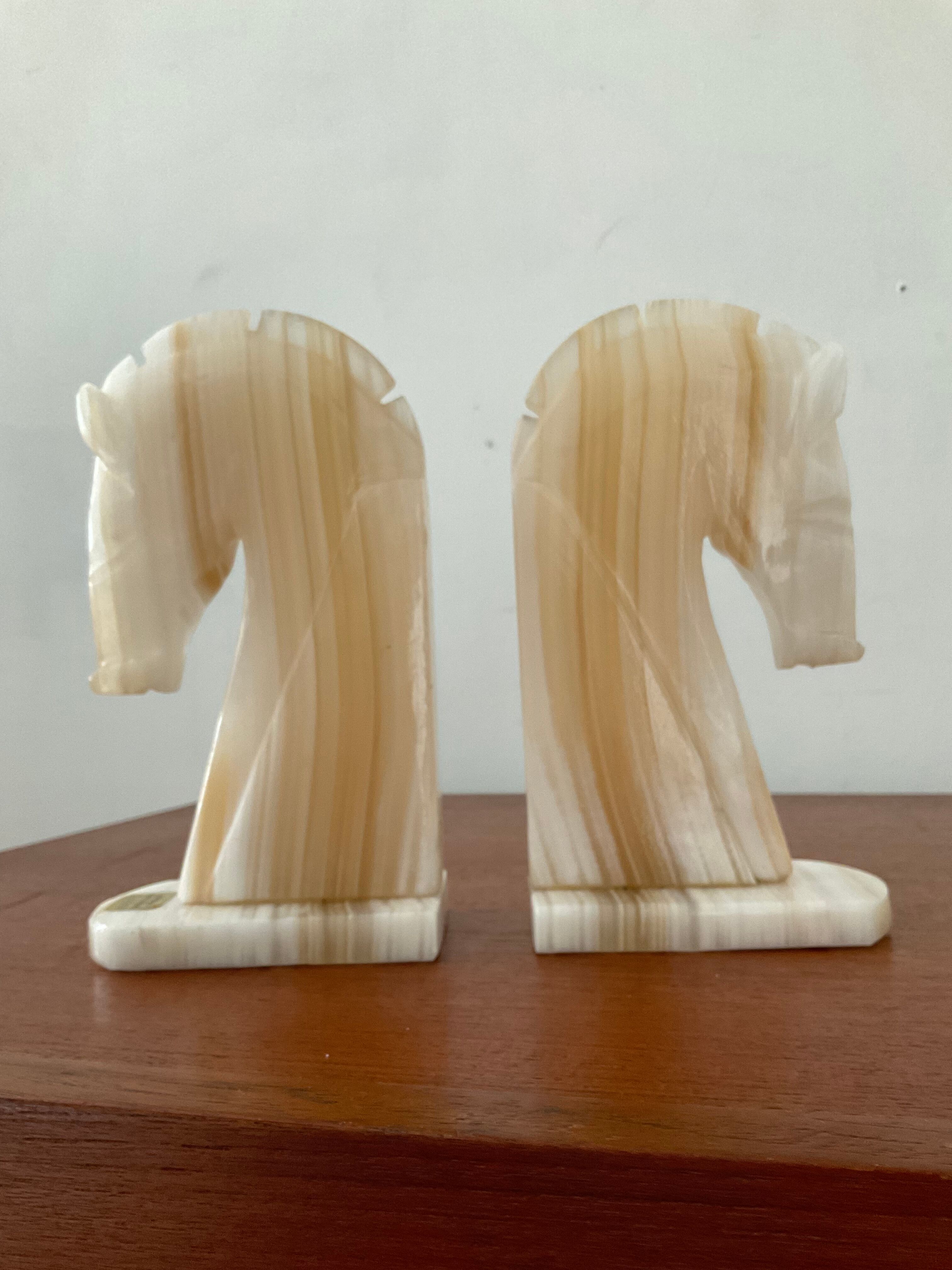 Pair of vintage bookends horses in Onyx