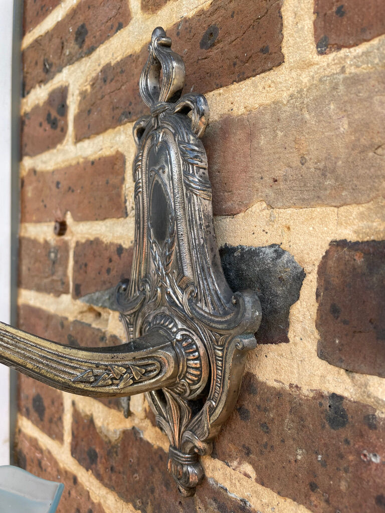 Made in France 607 - Wall lamp (1) - Art Nouveau - Silver bronze, Glass