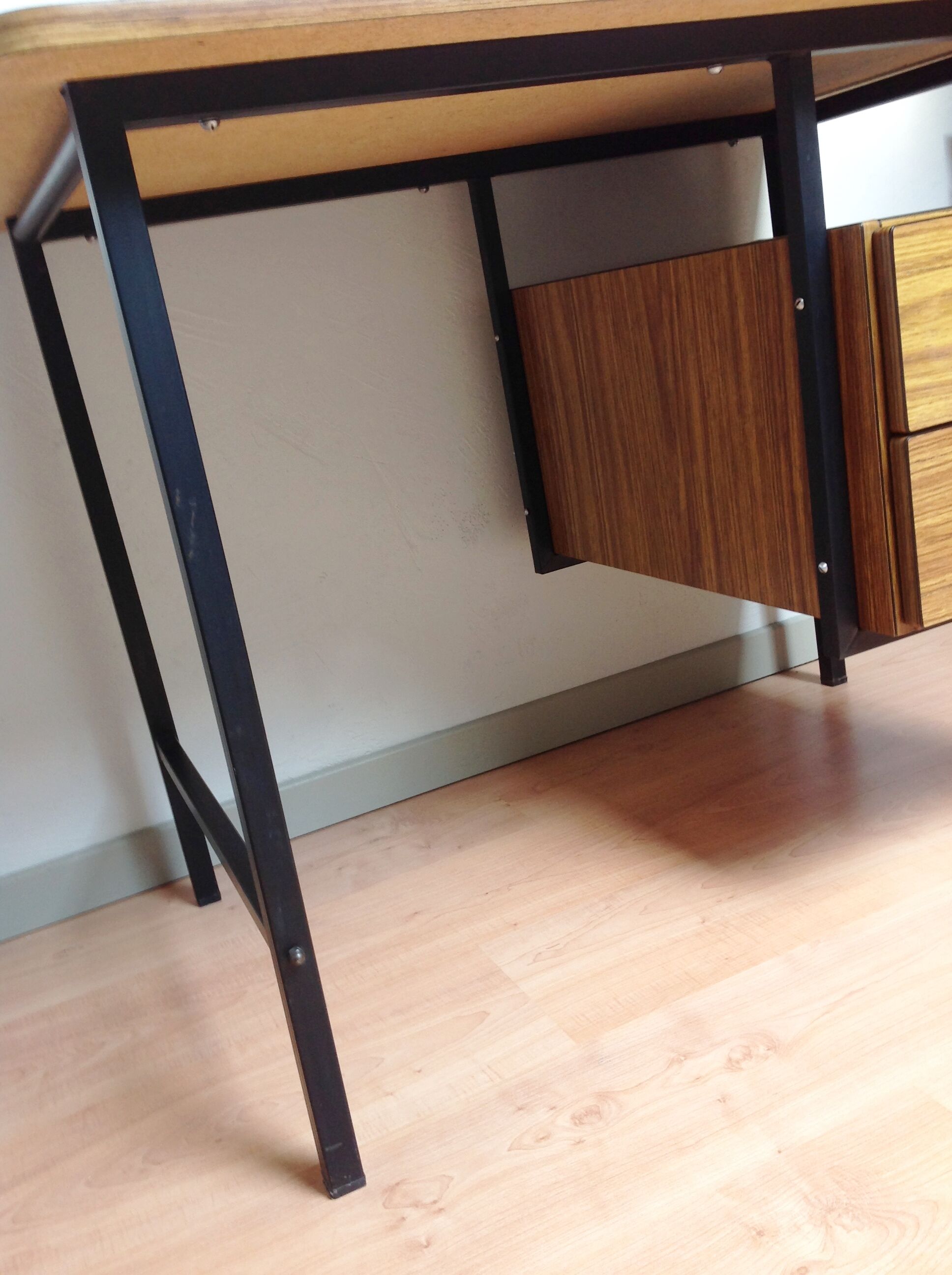 Scandinavian style desk / vintage 60s-70s