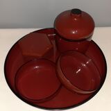 Plateau en bakélite laqué du Japon vintage avec 4 pièces