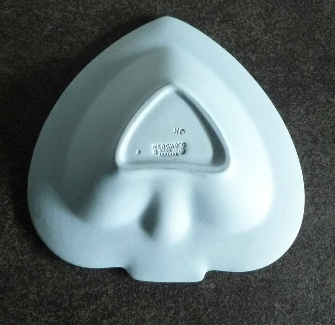 Wedgwood jasperware cup/empty pocket