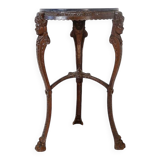 Tripod pedestal table