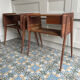 Deux tables de chevet