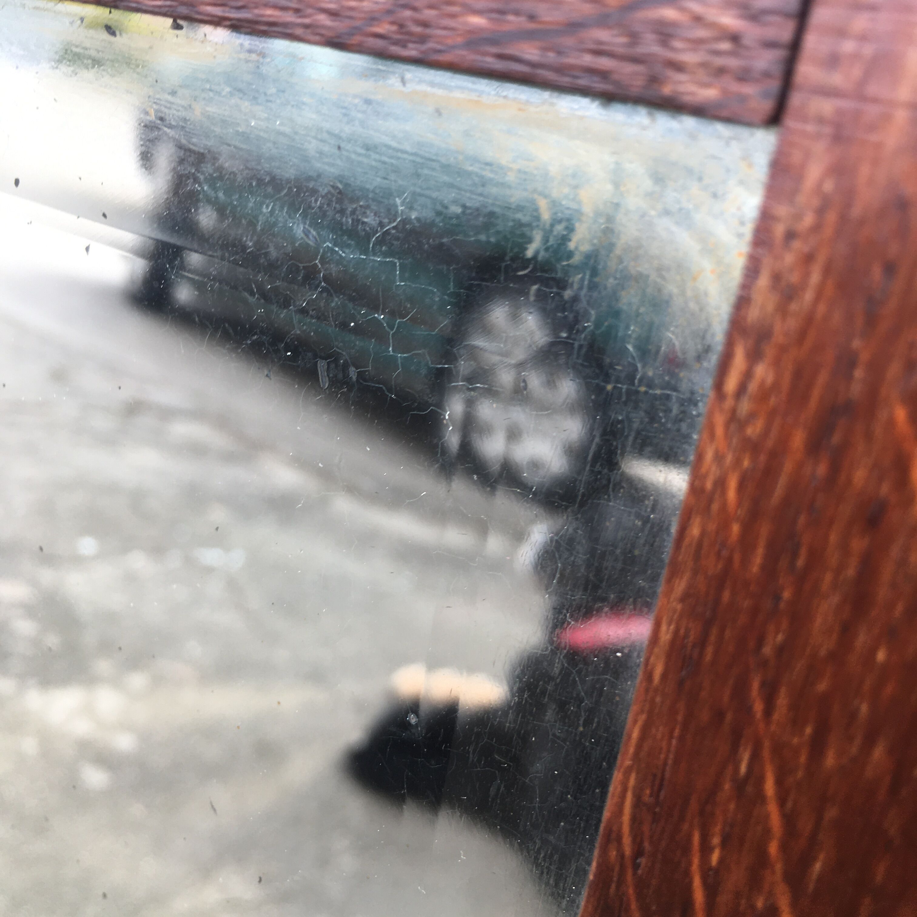 Beveled wooden mirror, 99x83cm