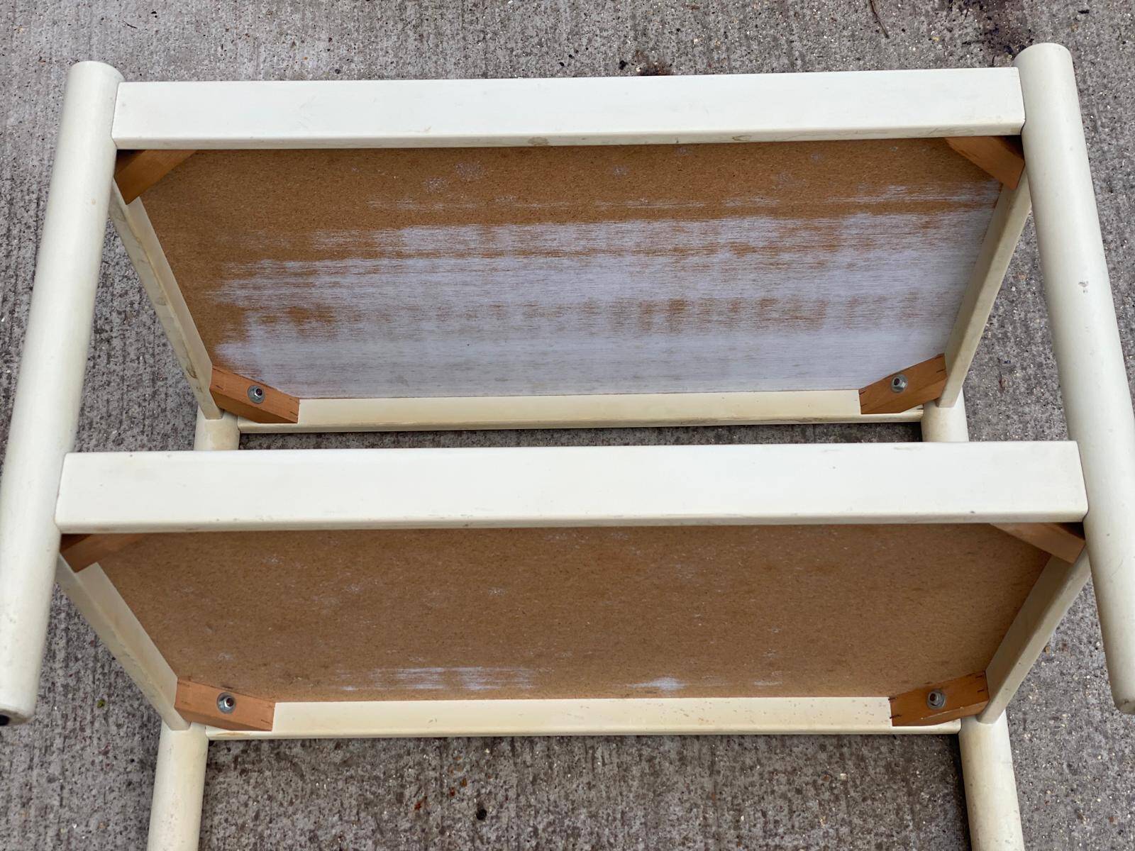 Table basse vintage blanche en bois double plateau