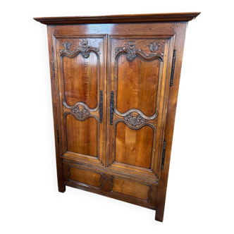 Armoire en chêne de petite taille