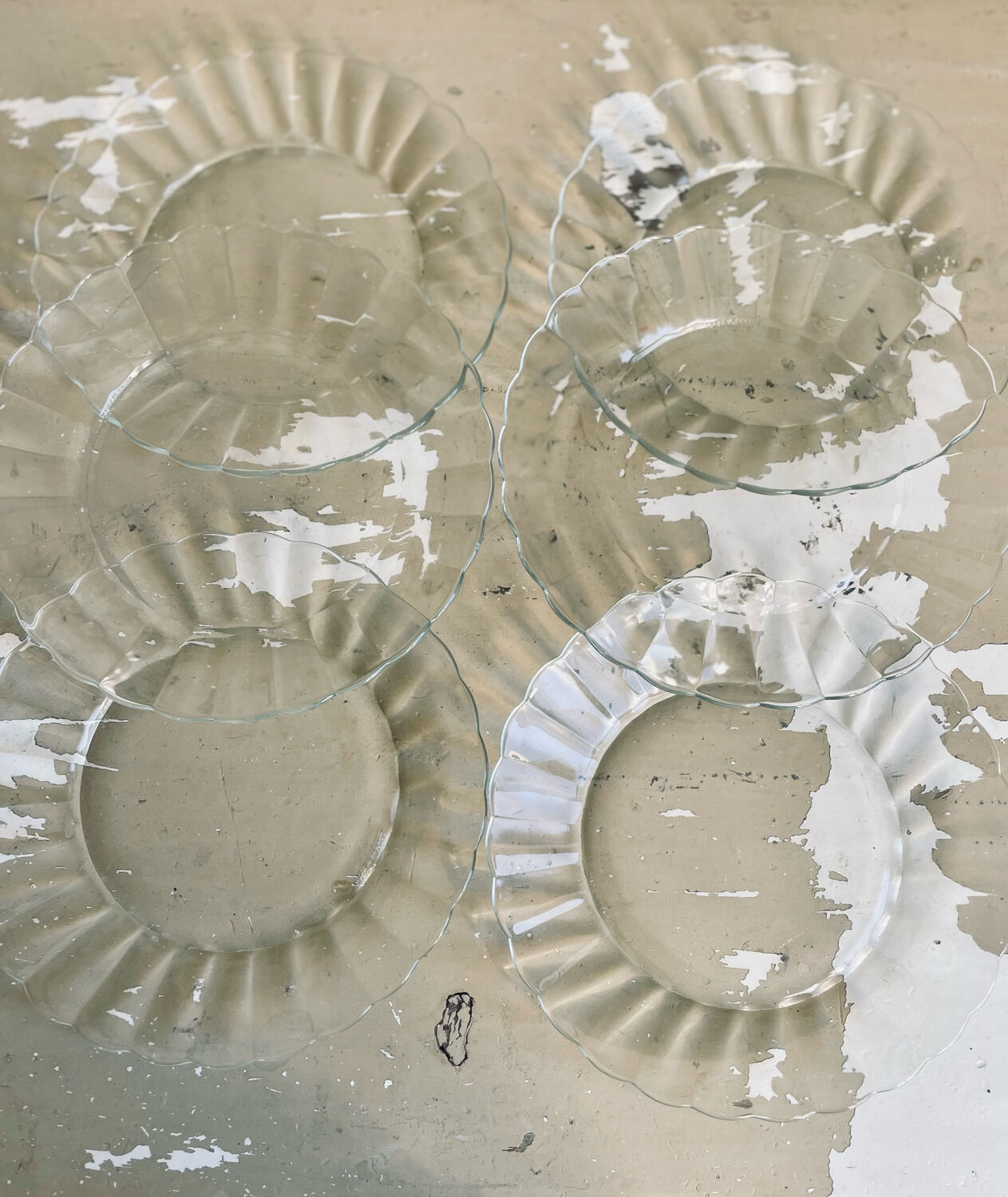 6 vintage dessert plates