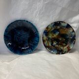 Set of 2 glazed earthenware plates
