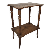 Table d'appoint en noyer sculpté
