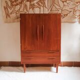 Vintage 1960s wooden wardrobe with two doors and two drawers.