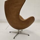 Arne Jacobsen Egg chair by Fritz Hansen