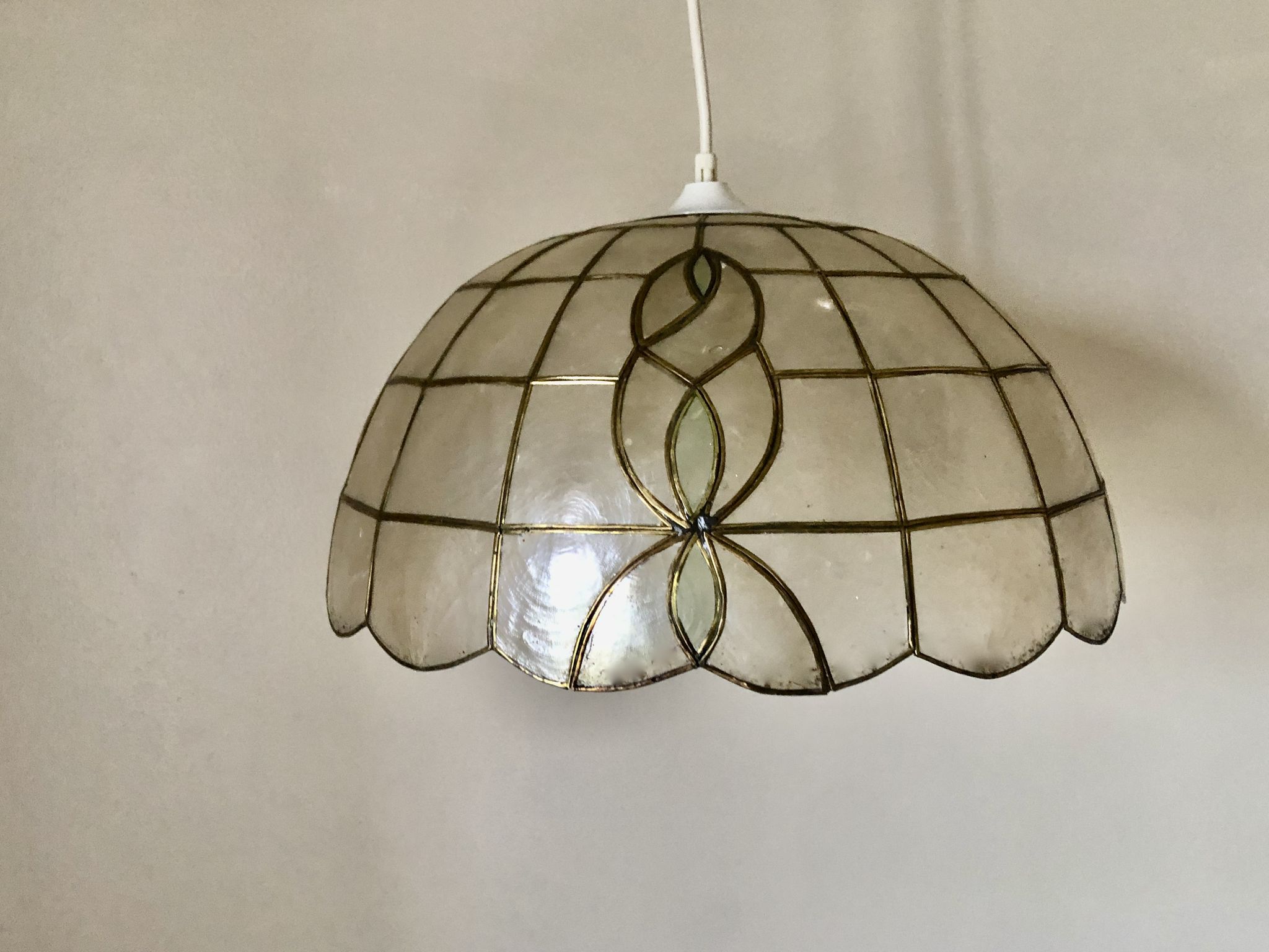 Art Nouveau mother-of-pearl pendant lamp