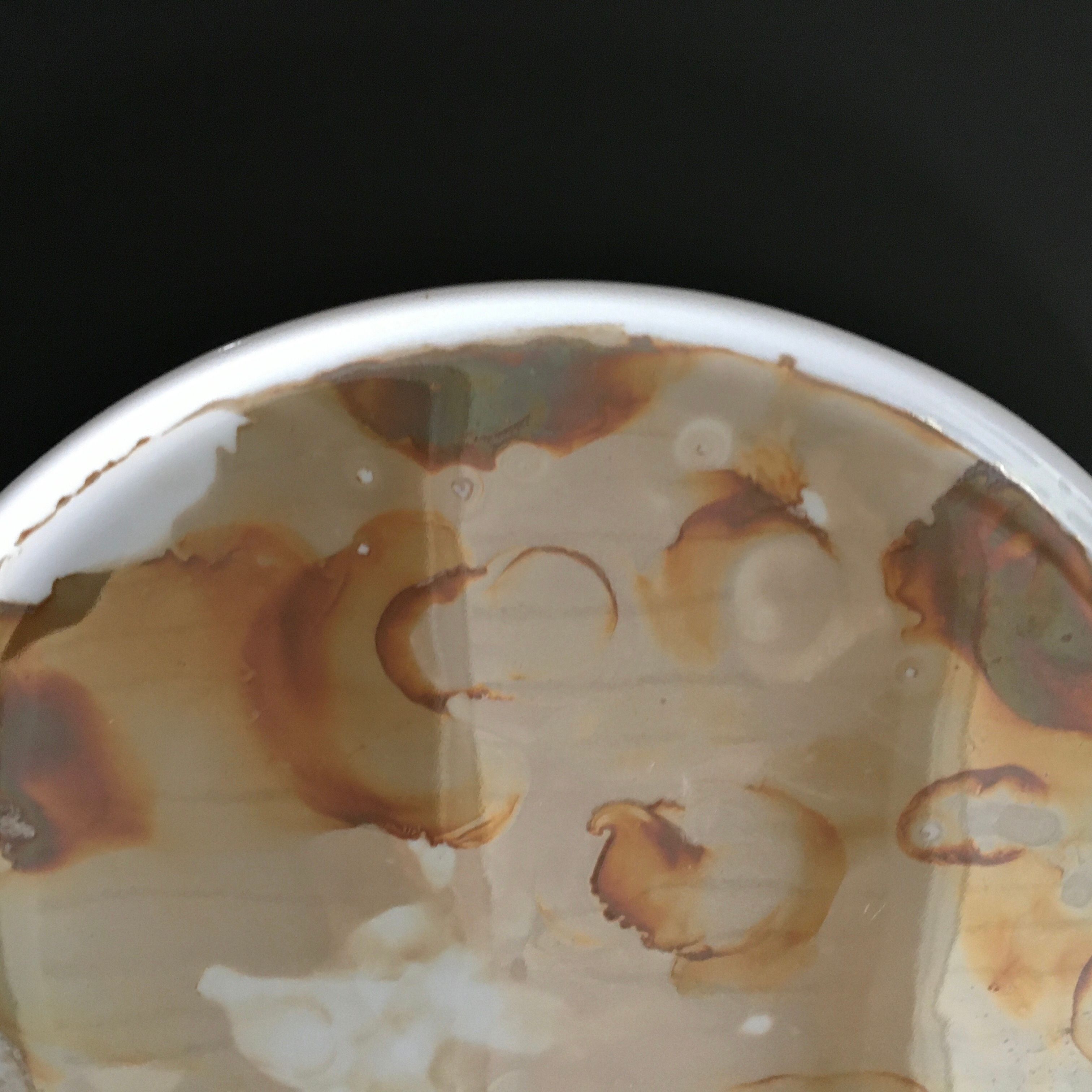 Plat décor oxydé