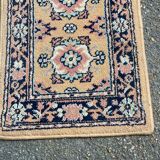Small Persian wool rug 60x40cm