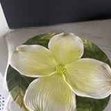 Lotus slip dish