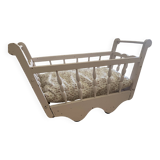Doll bed