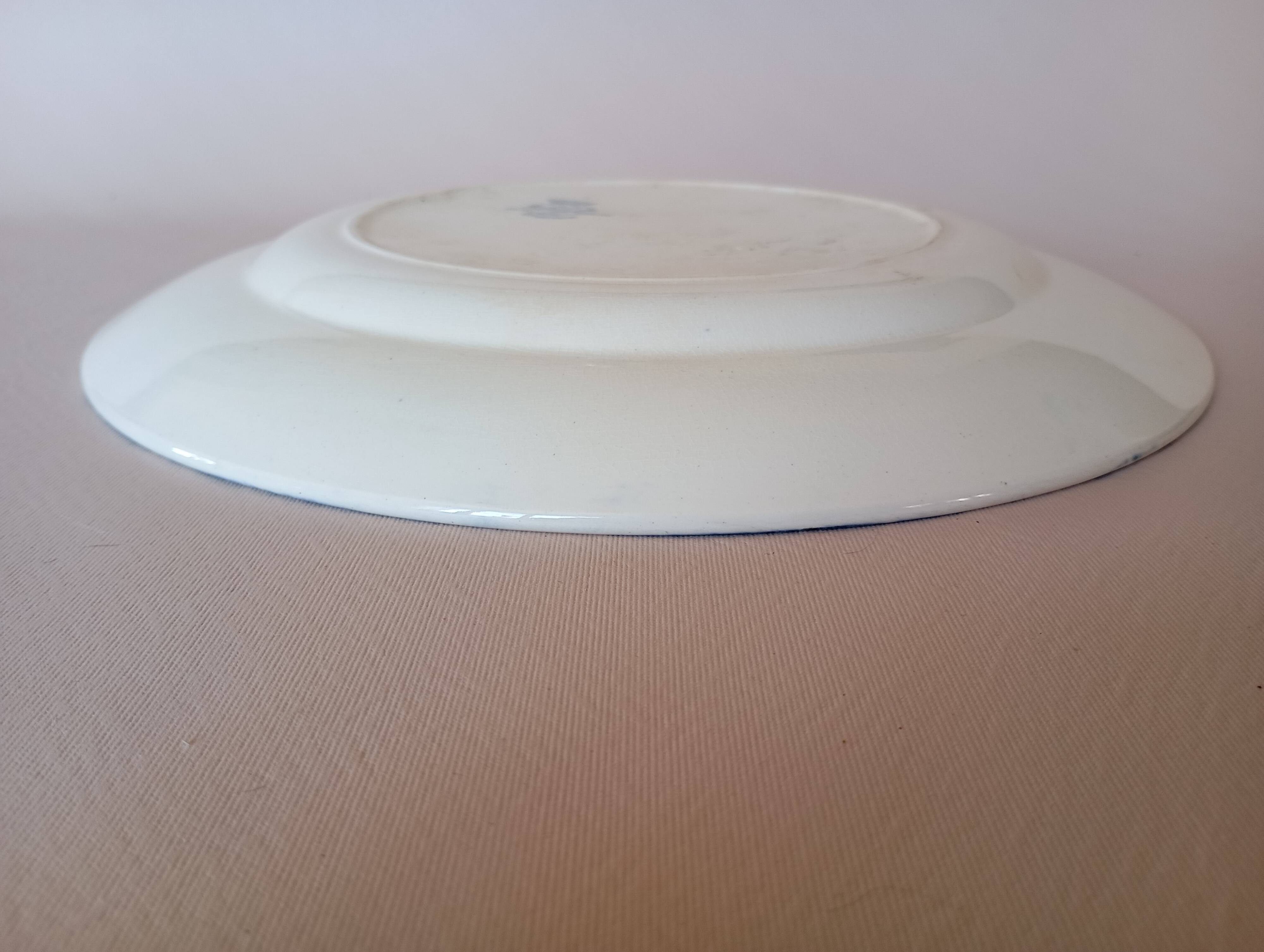 Ironstone cake dish Longwy "Daisies"