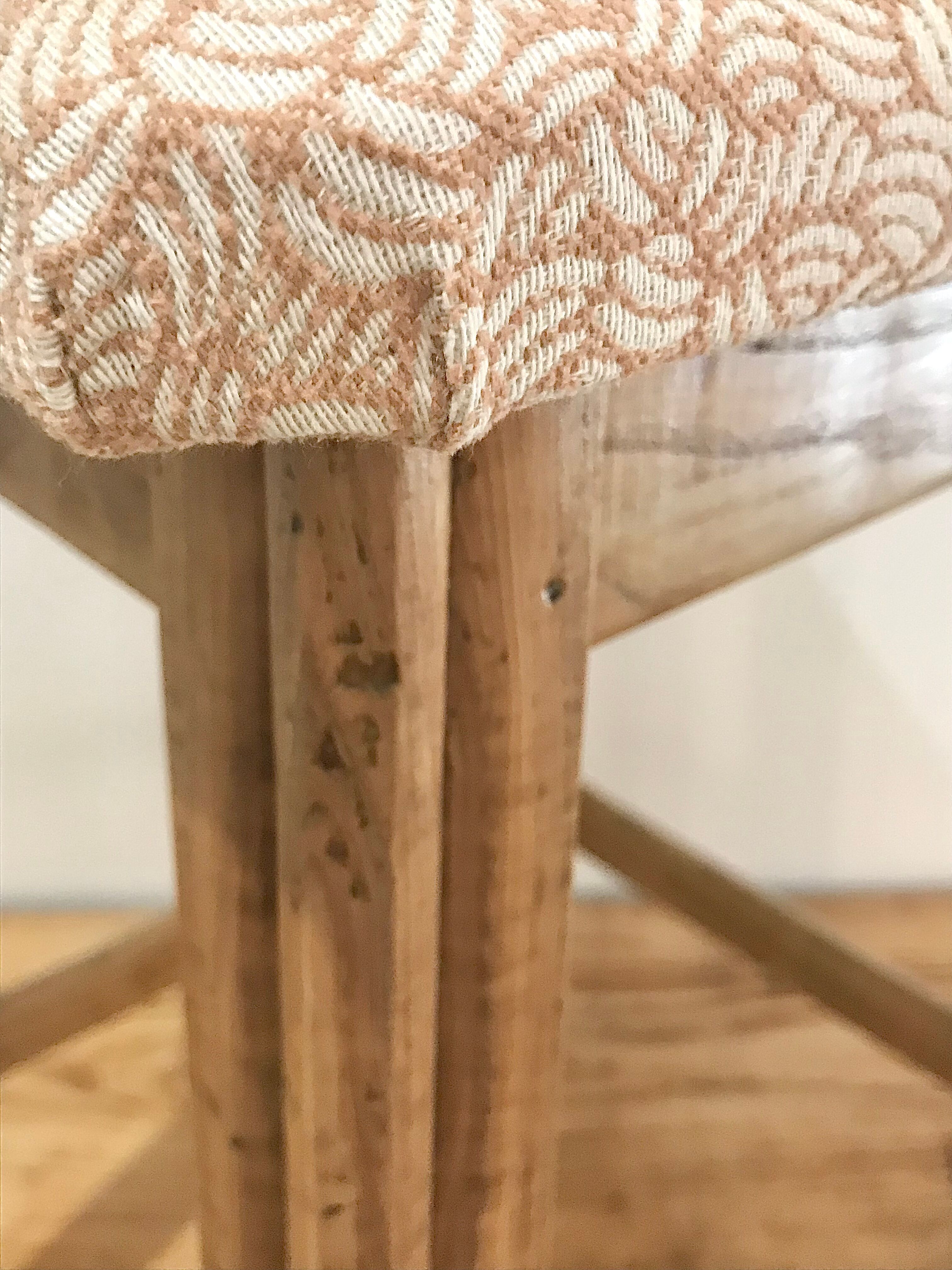 Tabouret pêche bois brut