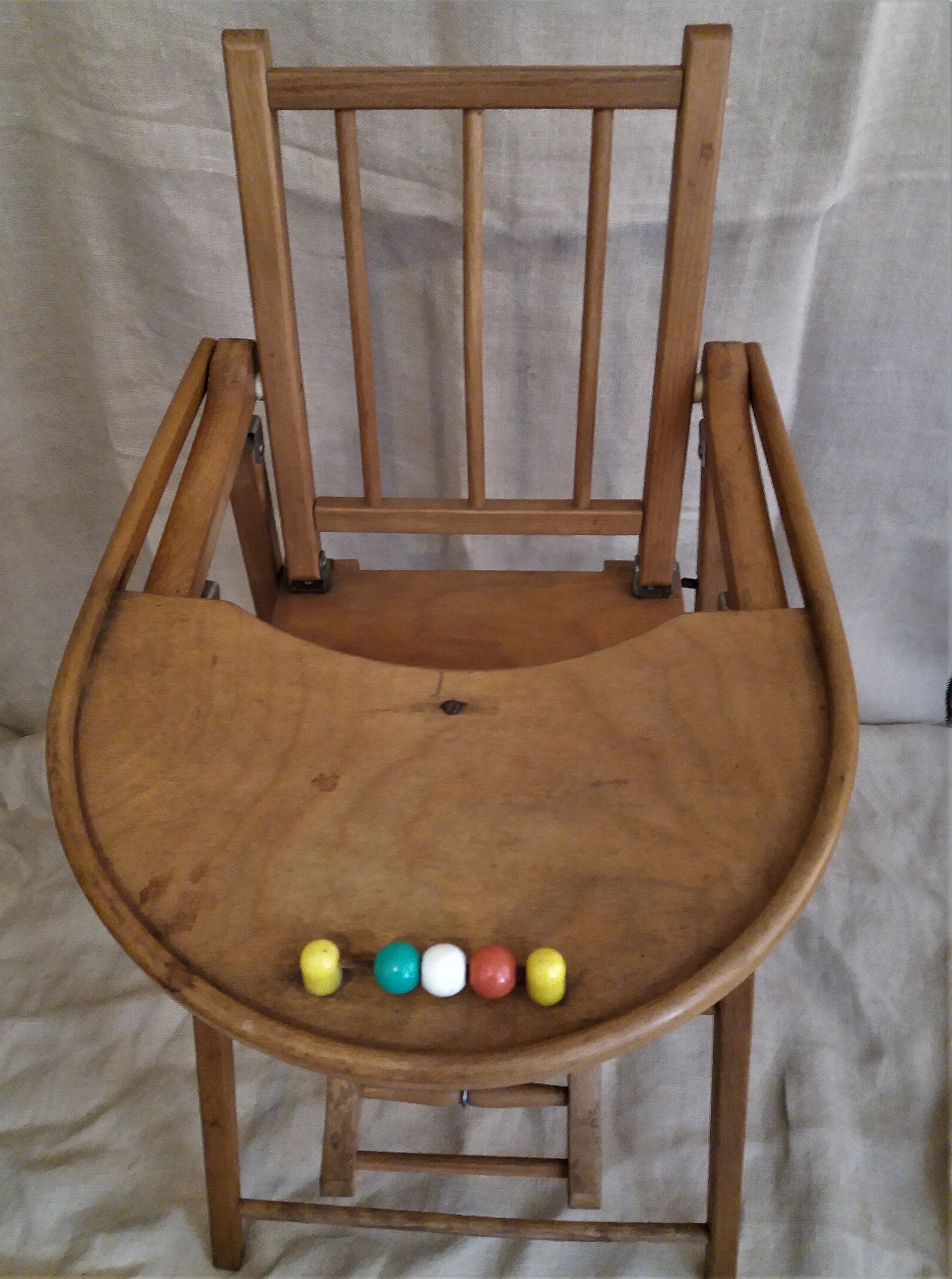 Chaise bébé vintage en bois