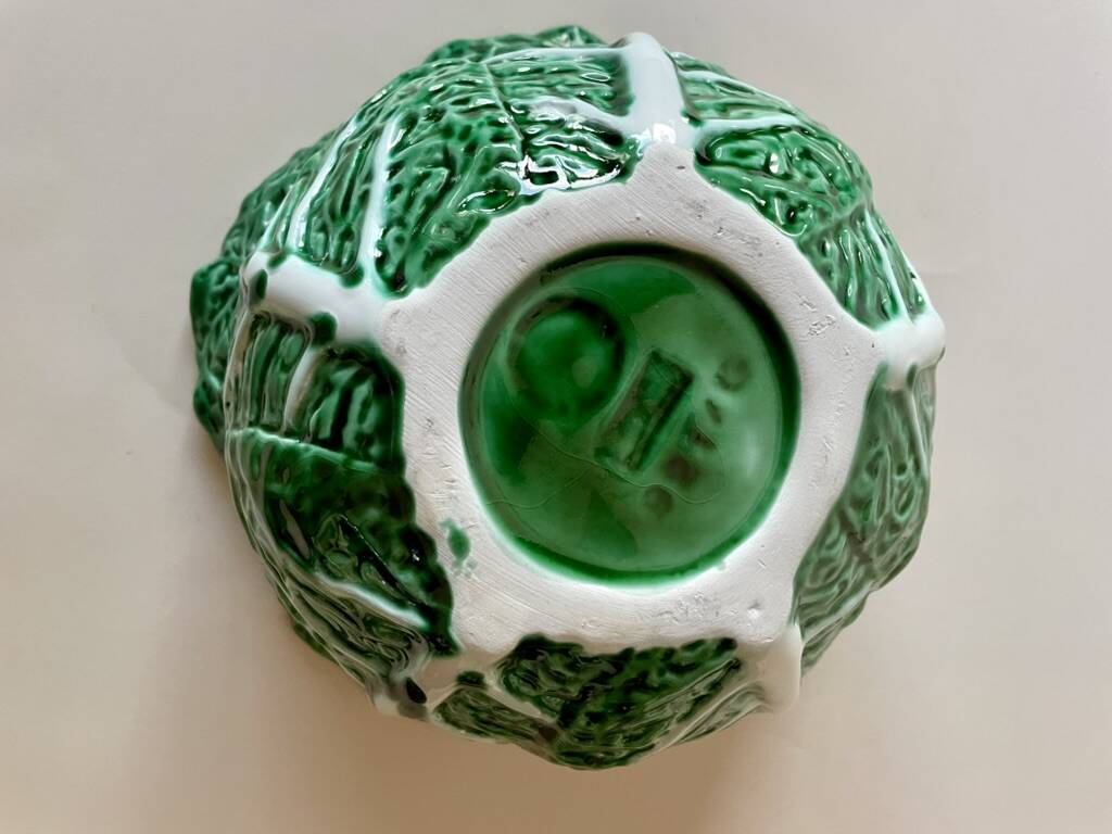 Vintage Bordallo Pinheiro green soup tureen in majolica – Cabbage model 70s