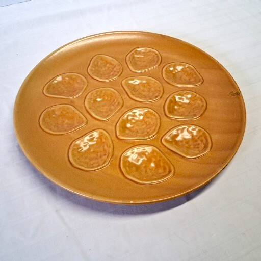Brown ceramic oyster serving dish in good condition