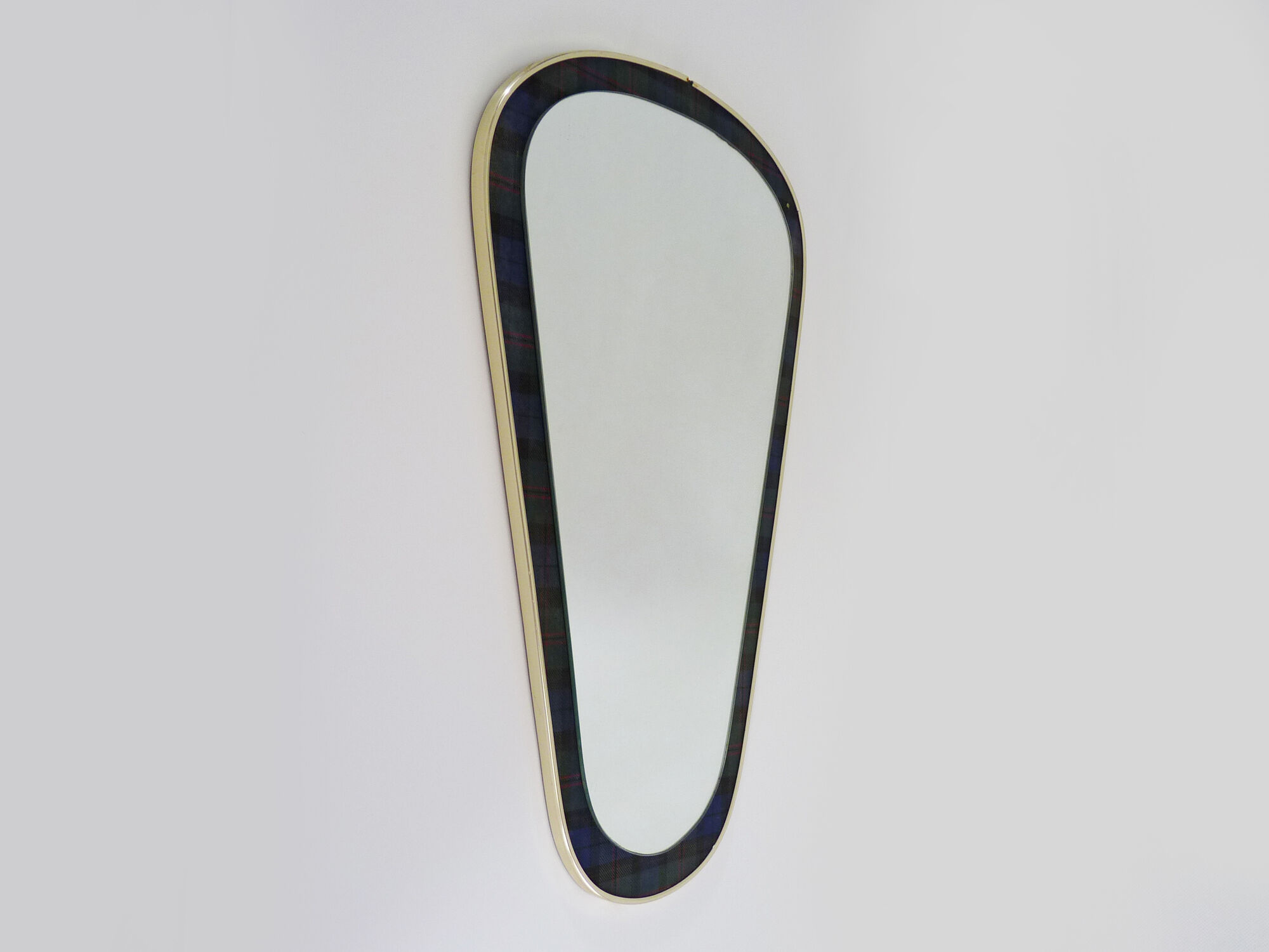 Vintage mirror in blue, green green red Scottish fabrics. Brass contour Years 60 26x43cm