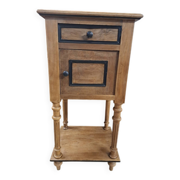 Bedside table