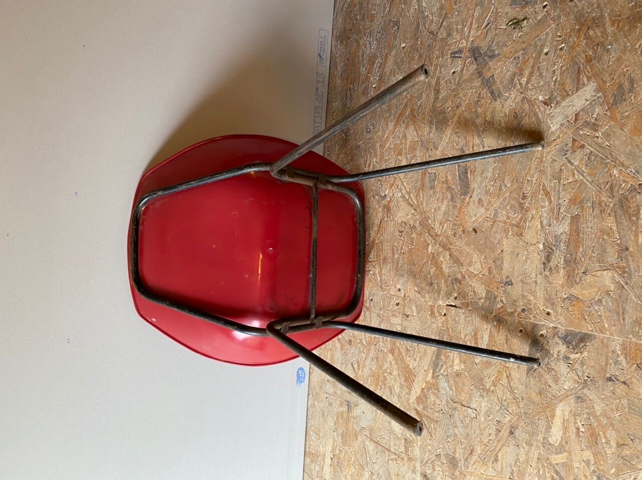 Shell chair Pierre Guariche