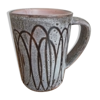 Tasse Vallauris signée A.Camos