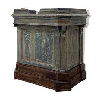 Checkout counter