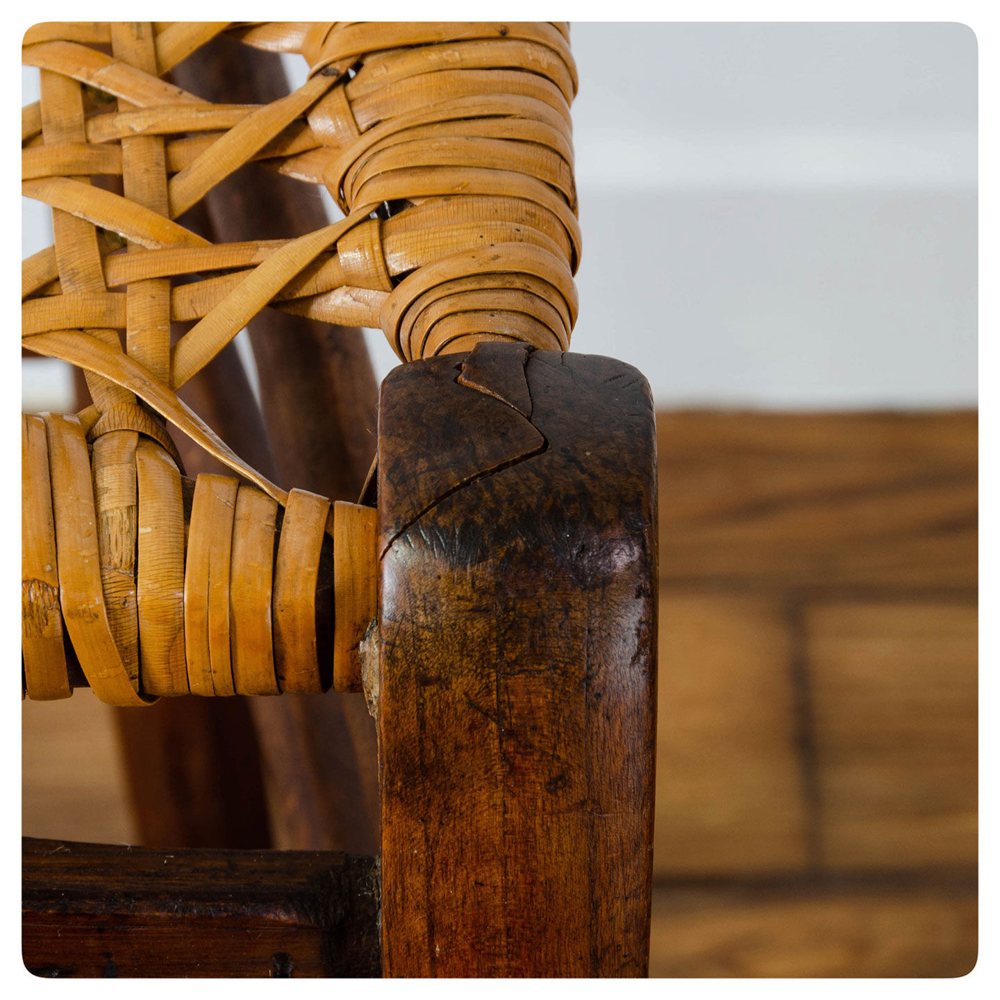 4 old flying chairs with natural canning seat