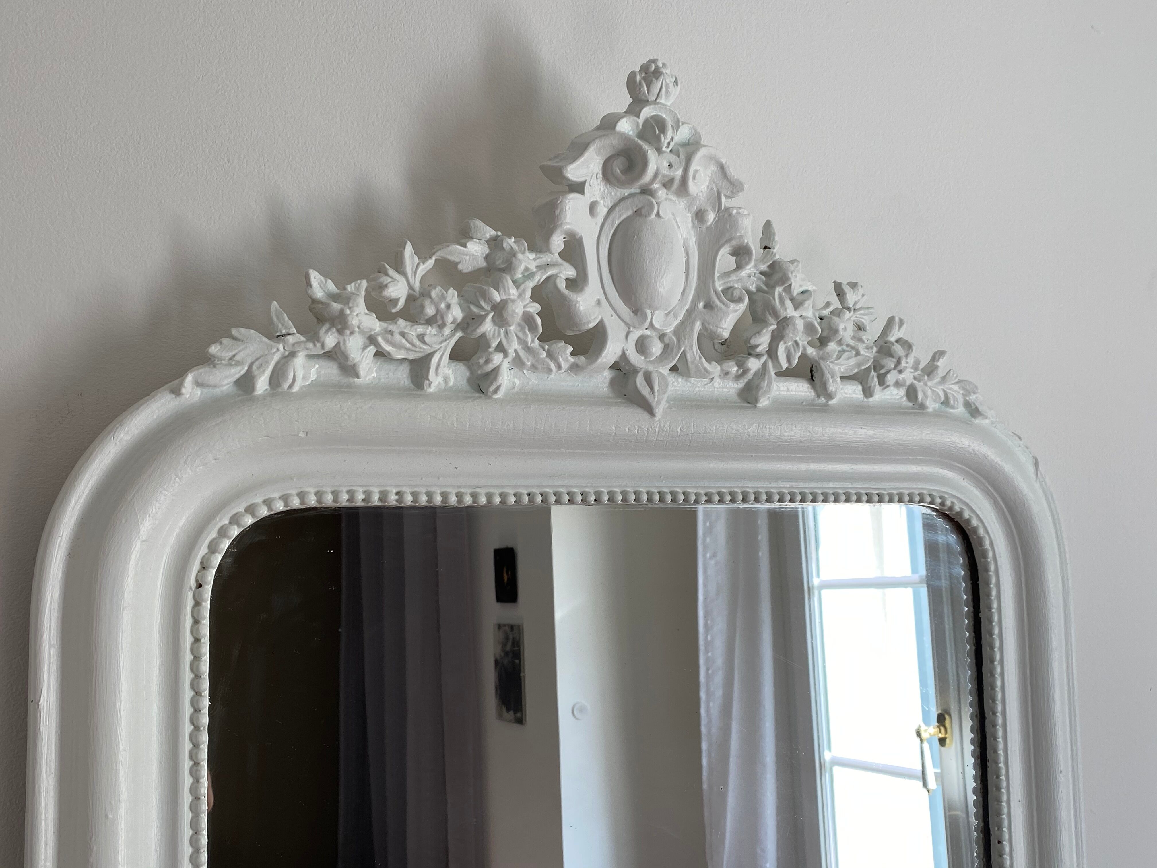 Late 19th century mirror with decorated pediment - 130x70