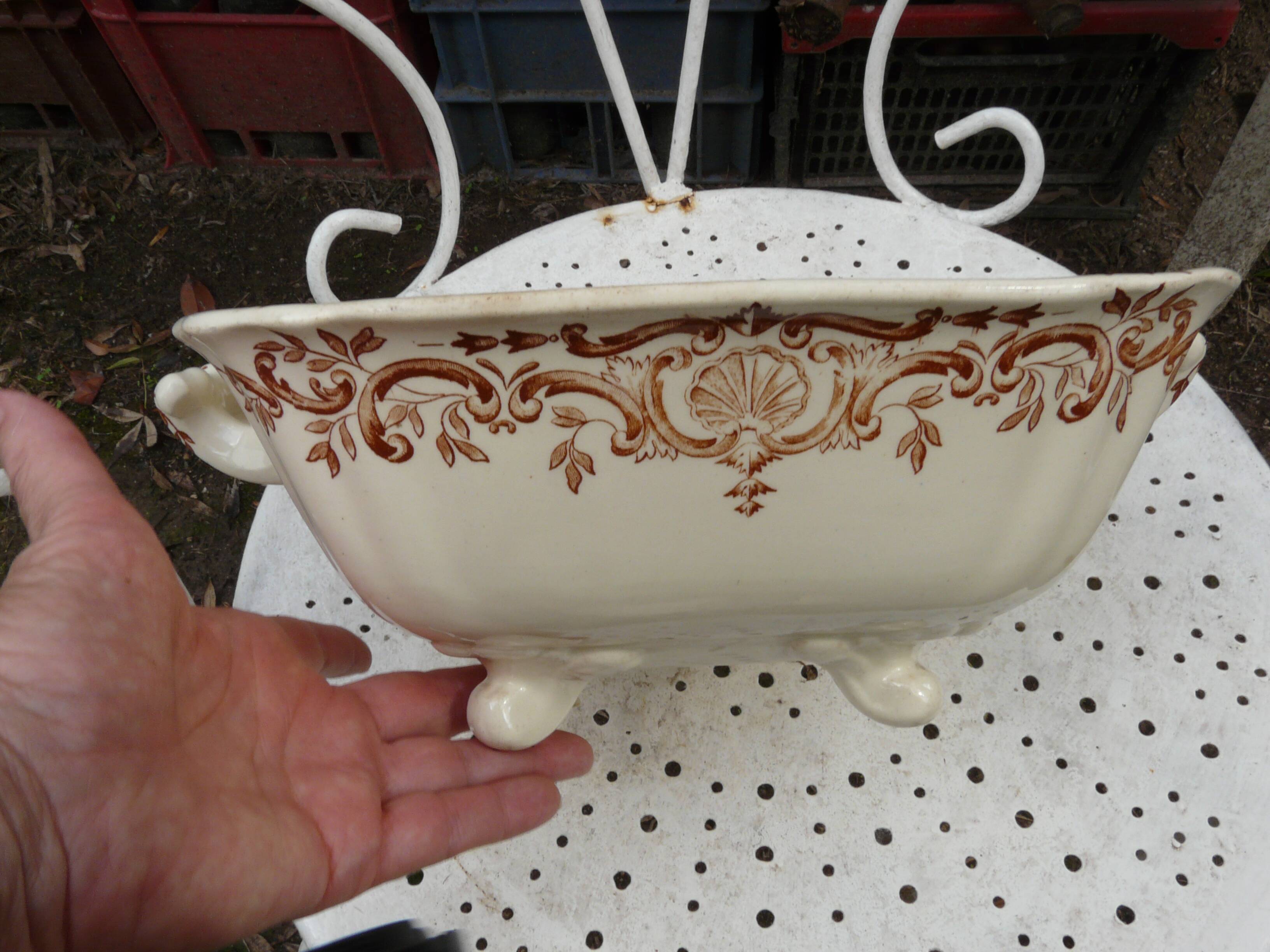 salad bowl - fruit bowl and dish Longchamp terre de fer model Regent