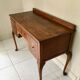 Bureau 1950 pieds galbés