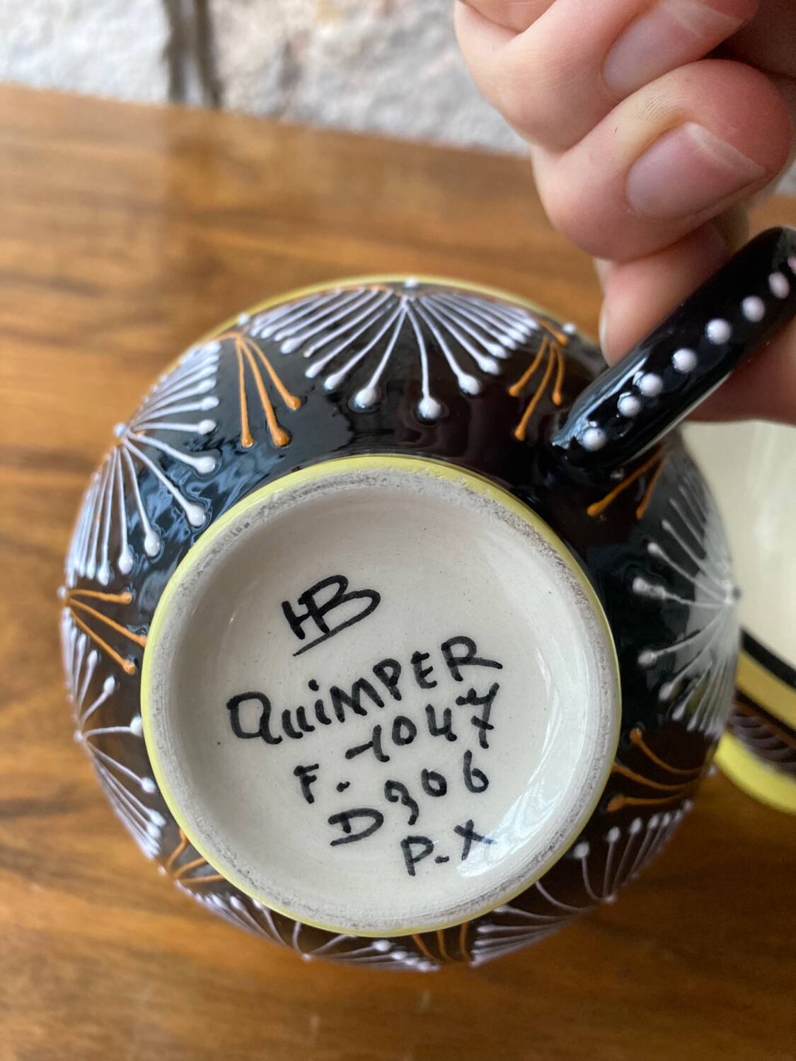 Paire de tasses Henriot Quimper