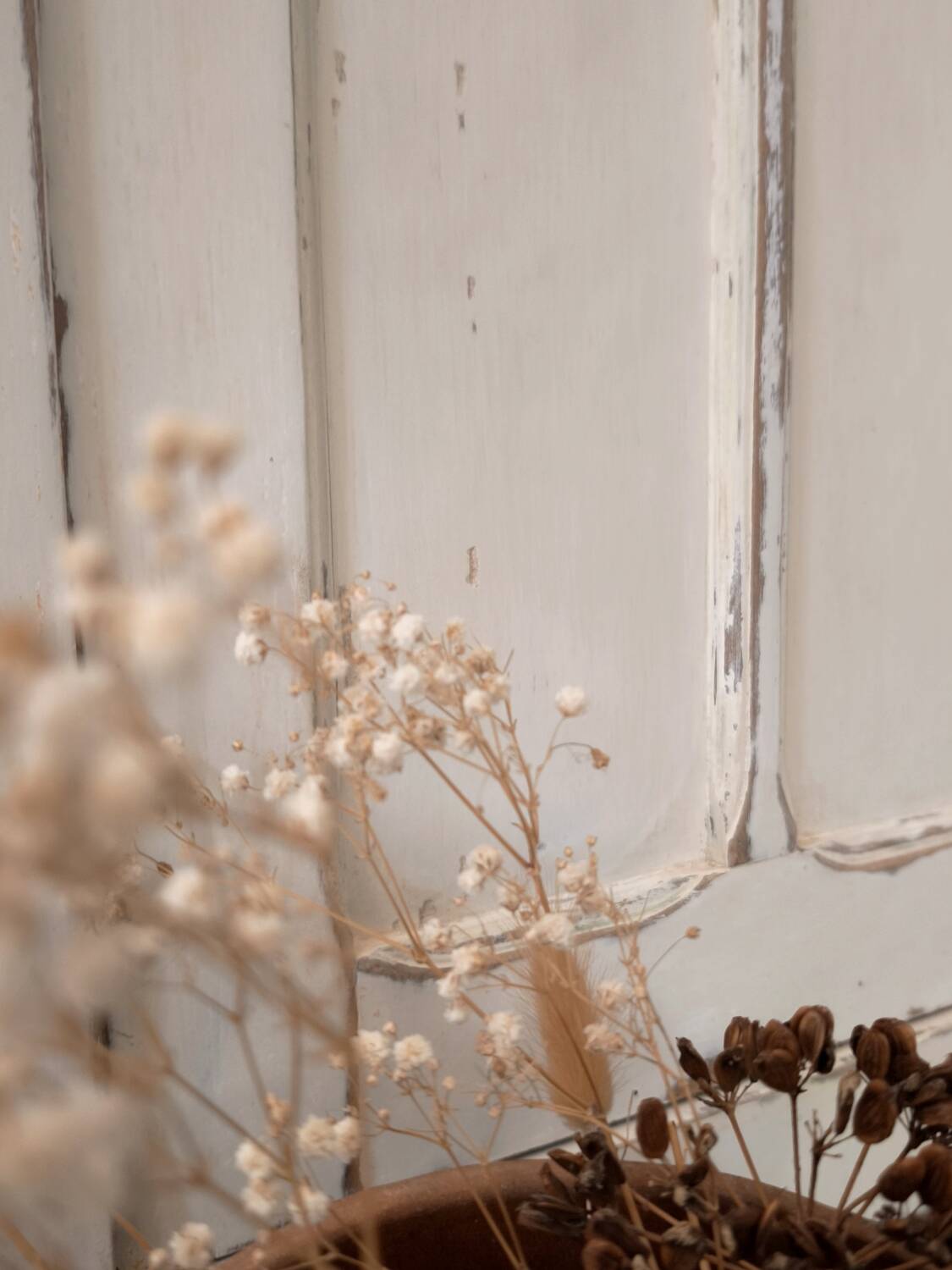 Distressed white buffet Parisian