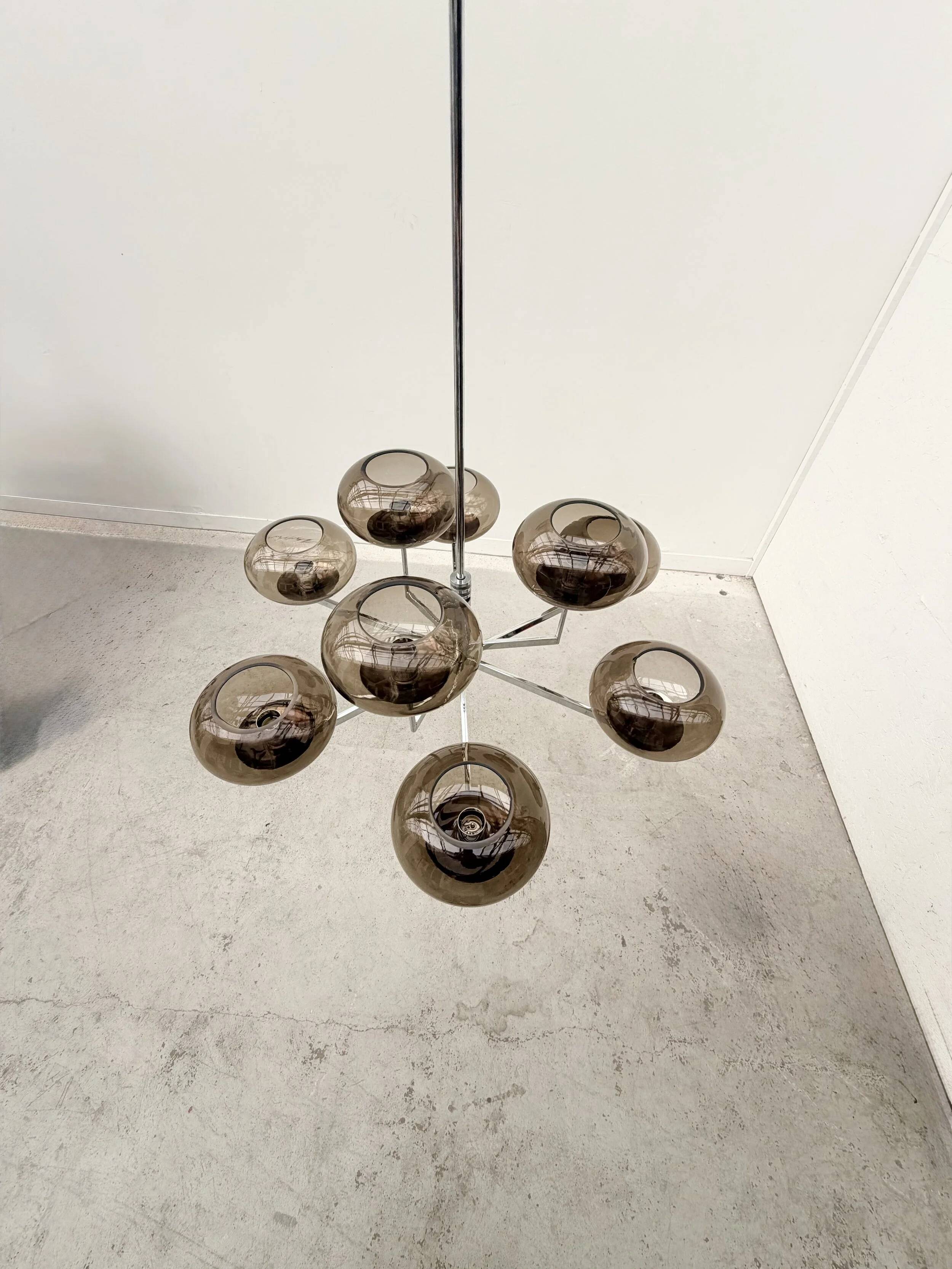 Chandelier by Gaetano Sciolari in chrome and glass, Italy 1970.