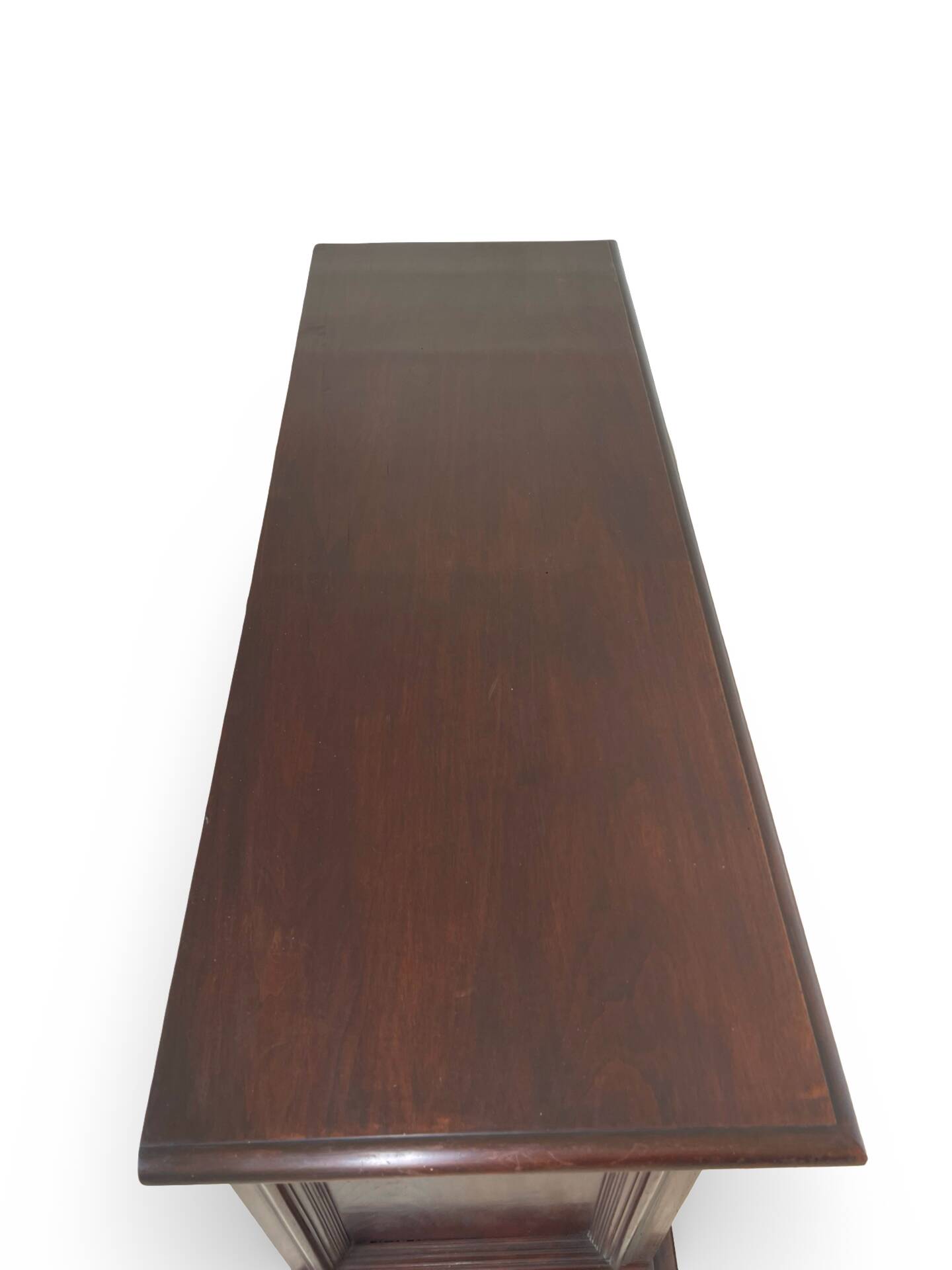 The high-quality Italian Renaissance Revival credenza, 1920s/1930s