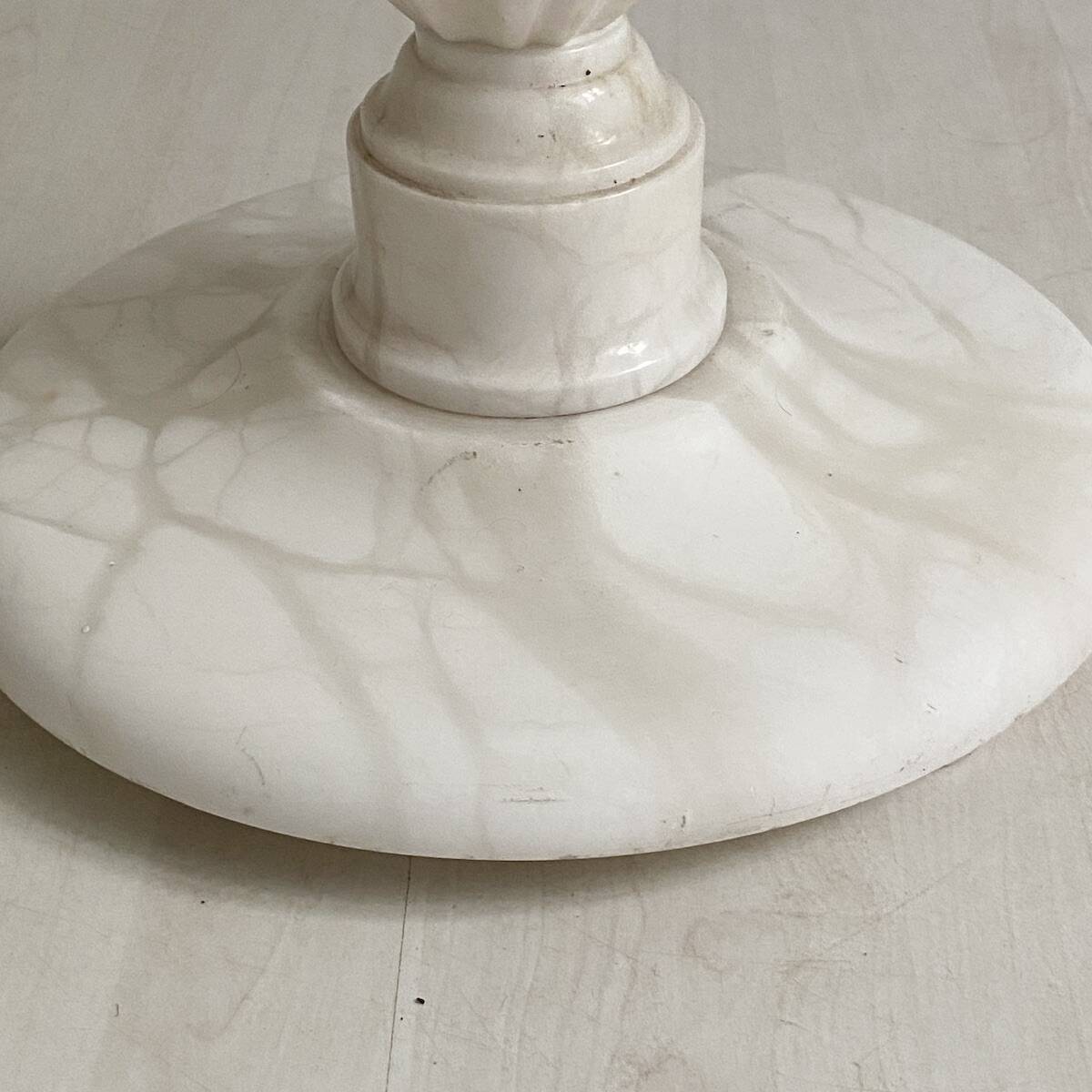 Sellette Colonne en Albatre