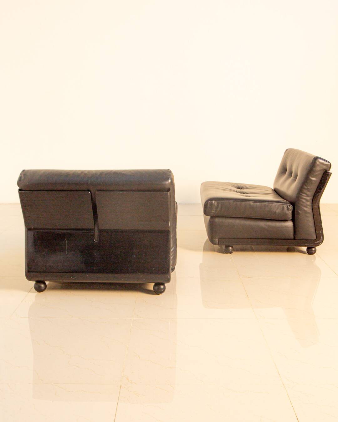 Set of 5 "Amanta" armchairs by Mario Bellini for C&B Italia 80's