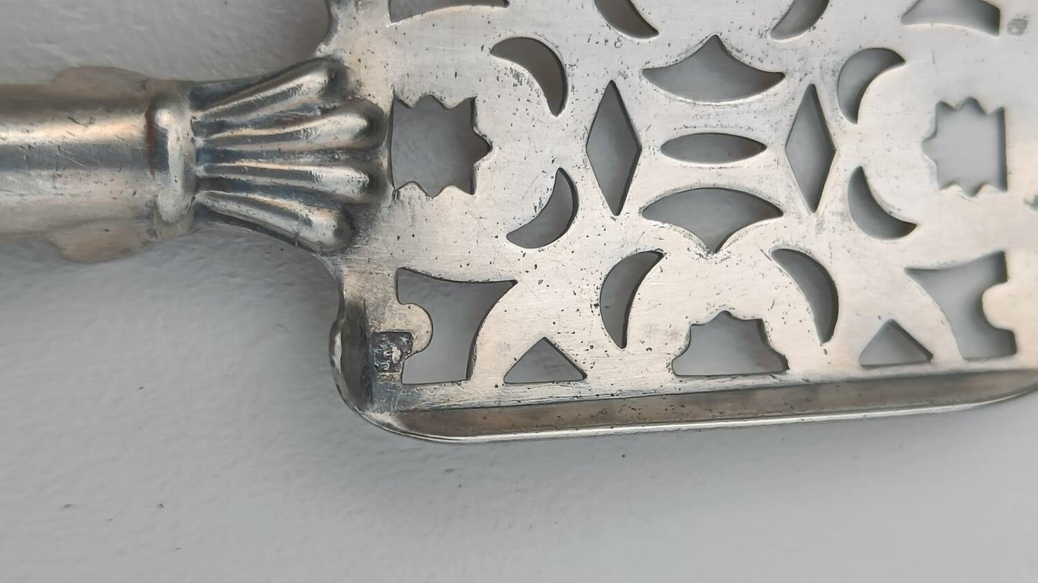 Absinthe spoon and tongs in silver-plated metal with hallmark