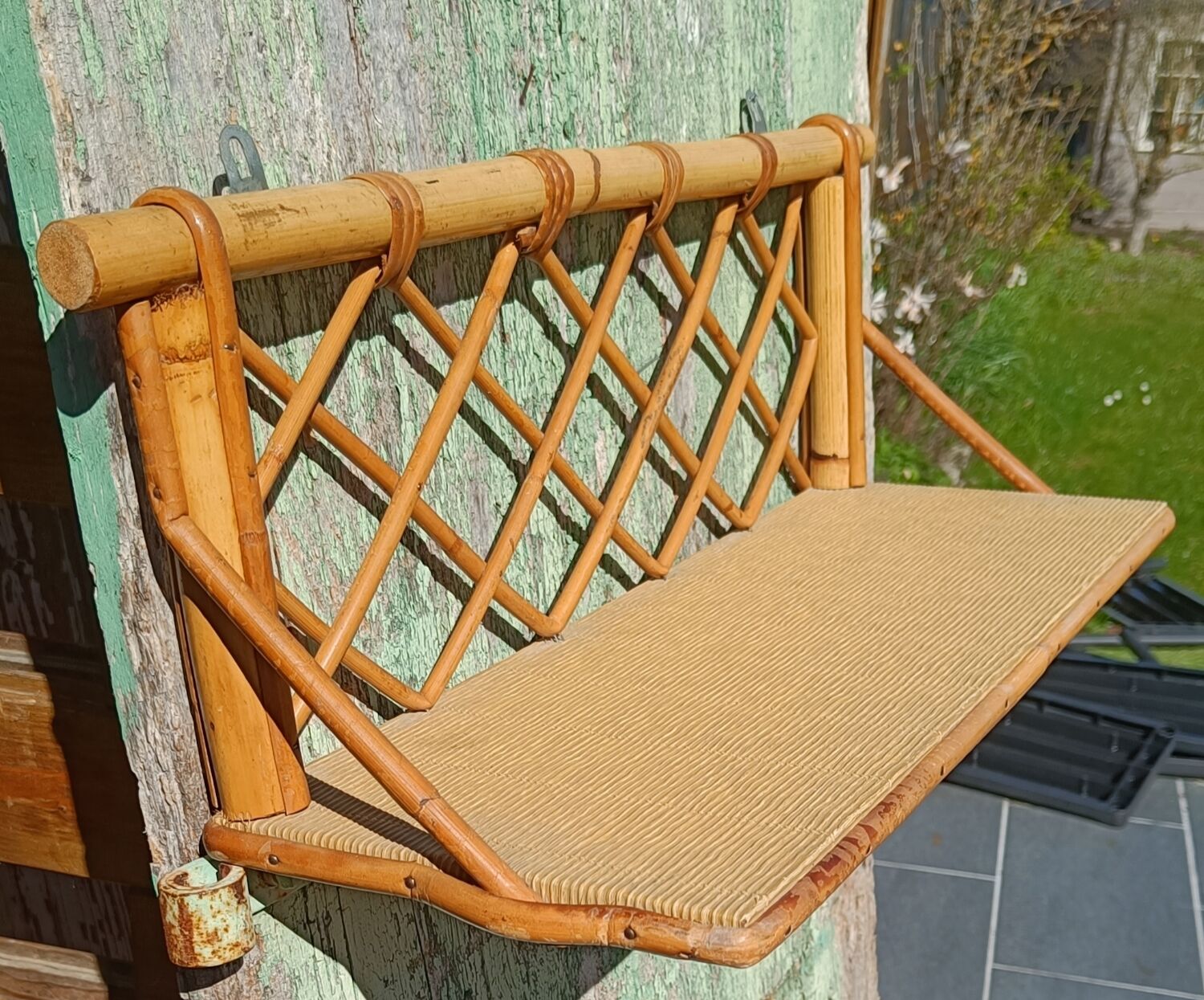 Small vintage wall shelf in bamboo and rattan – 1970s