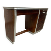 Small functionalist desk